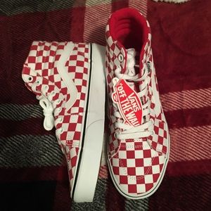 Make Me An Offer :) checkered vans!